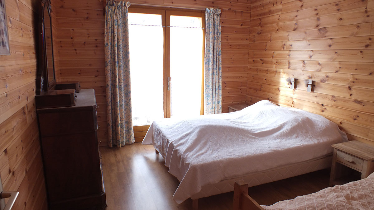 Chambre jaune ( 1 place + 2 places)